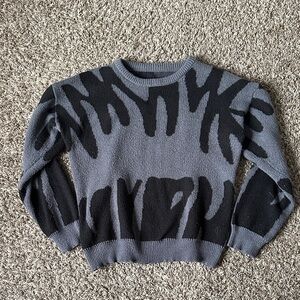 Gray and Black Patterned Women's Sweater
